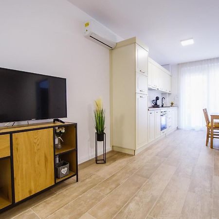 Lovely Home At West Residence أرادايا المظهر الخارجي الصورة